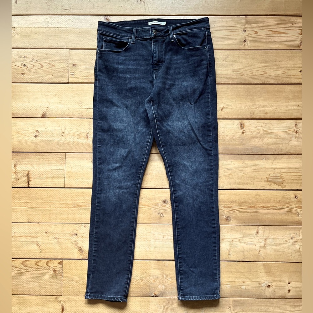 Levi’s Classic Mid Rise Skinny